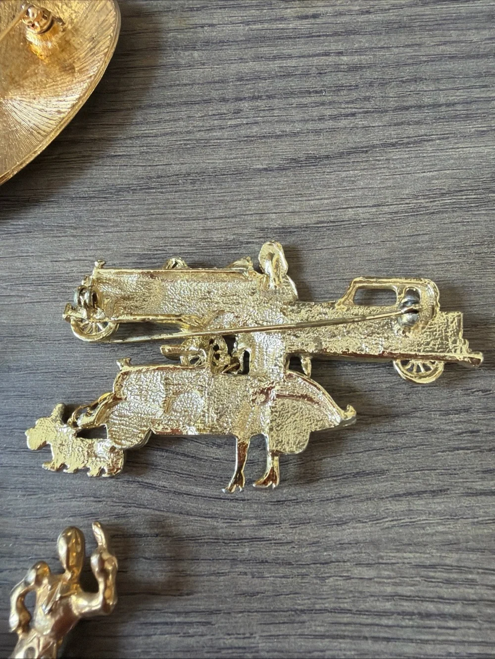 N/A pins